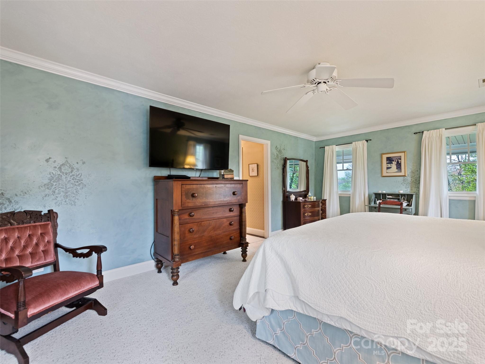 60 Club Knoll Avenue Property Photo 38