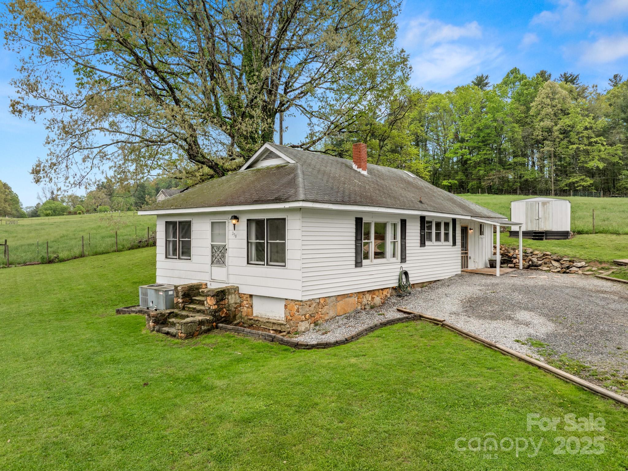 258 Roper Road 3 Property Photo
