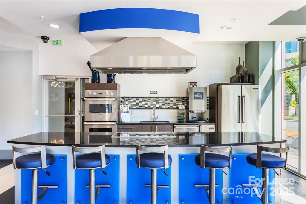 902 West Fourth Street Gradin Property Photo 6