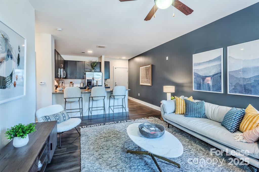 902 West Fourth Street Gradin Property Photo 7