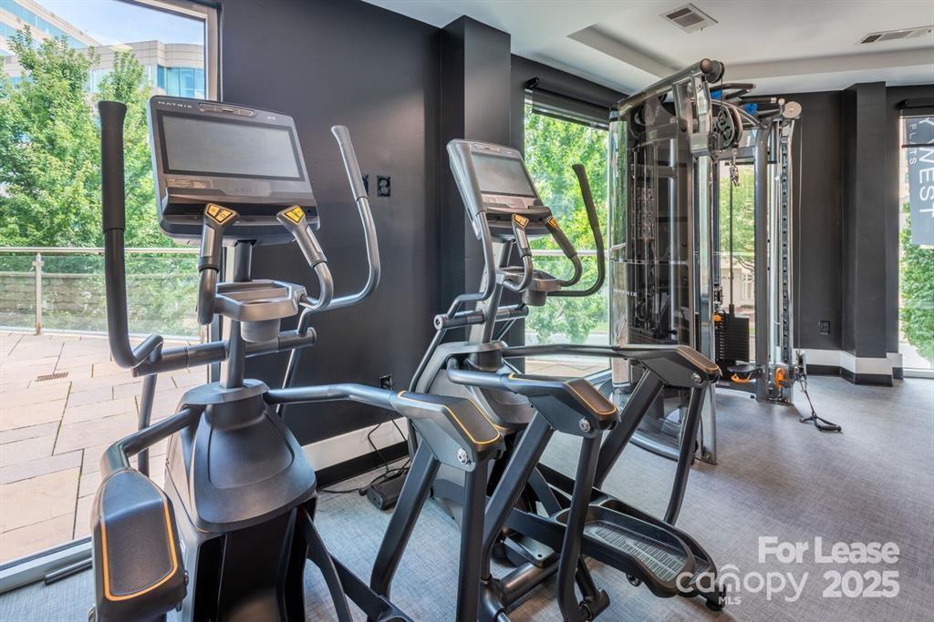 902 West Fourth Street Gradin Property Photo 14