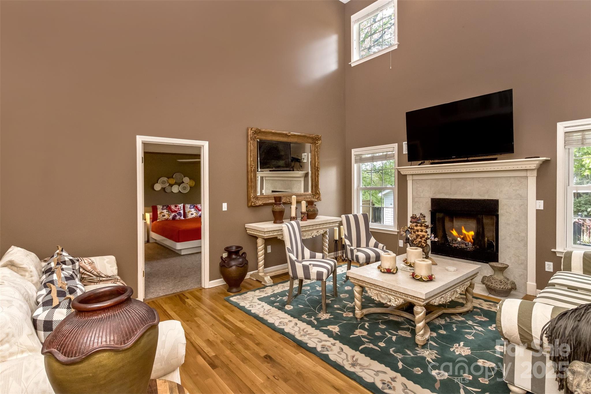 301 Theron Court Property Photo 12