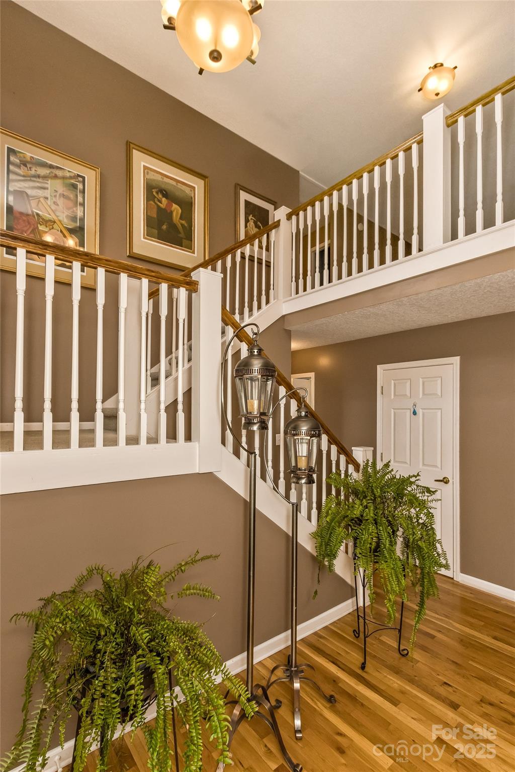 301 Theron Court Property Photo 19