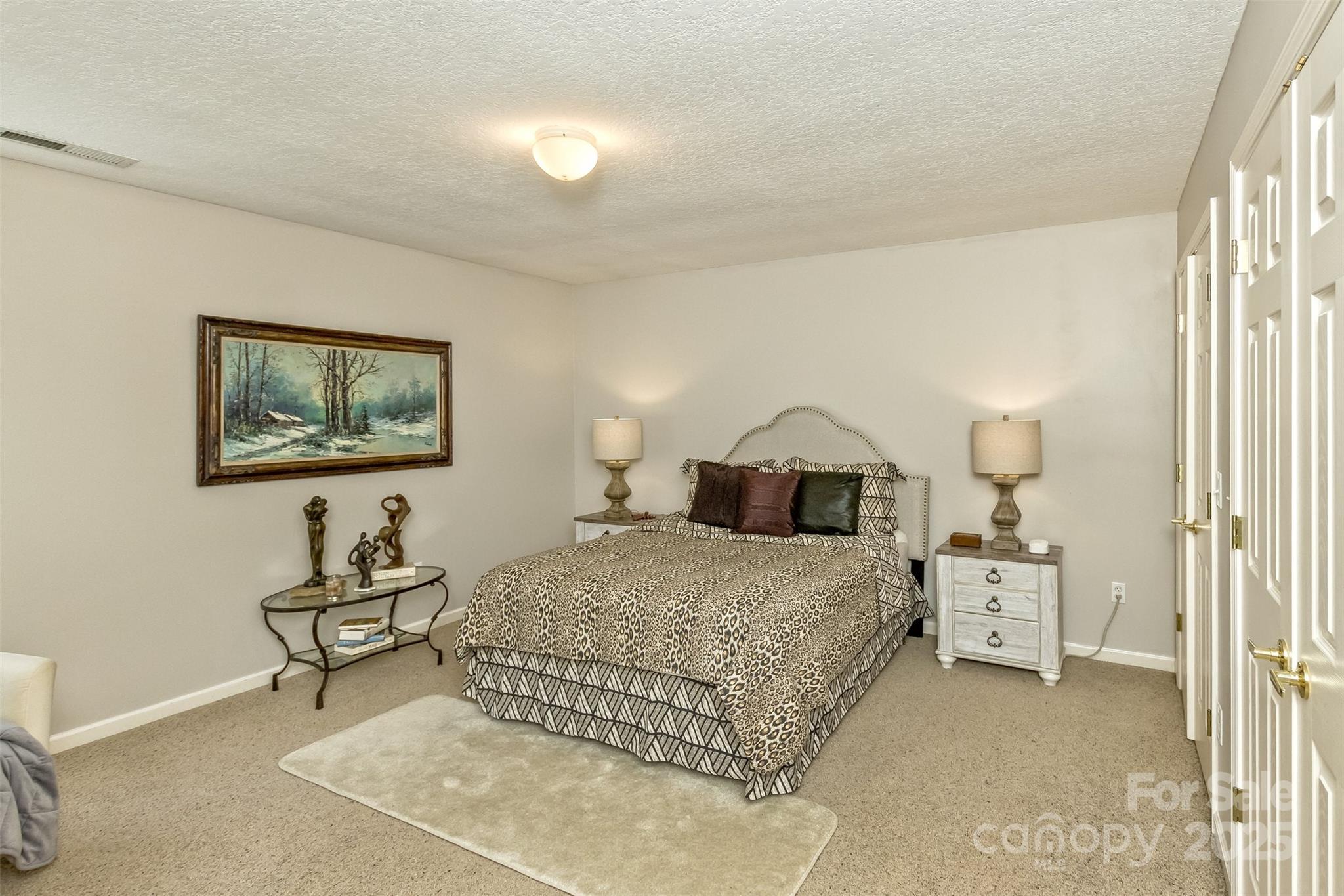 301 Theron Court Property Photo 21