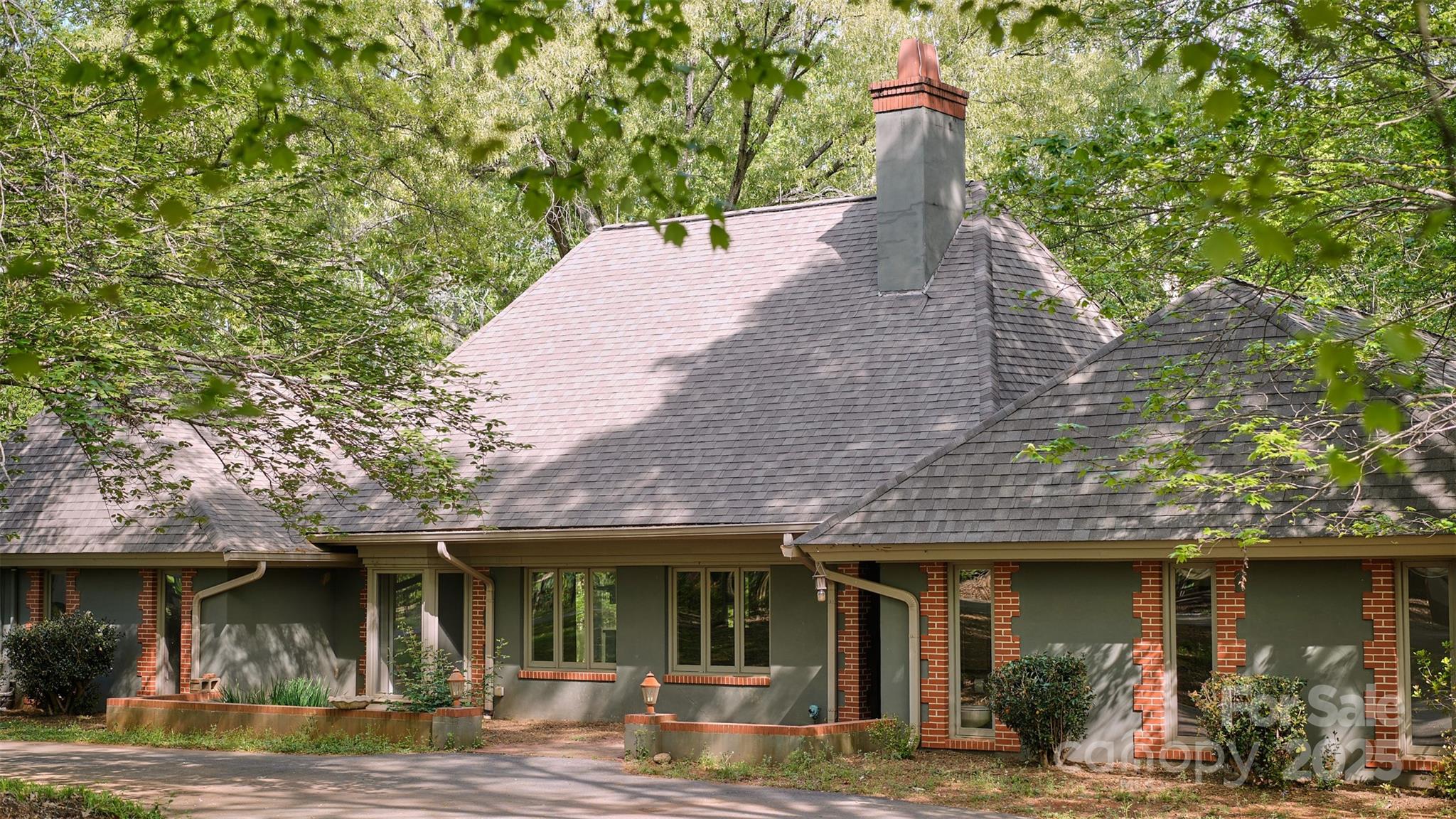 Greenville County Real Estate Listings Main Image