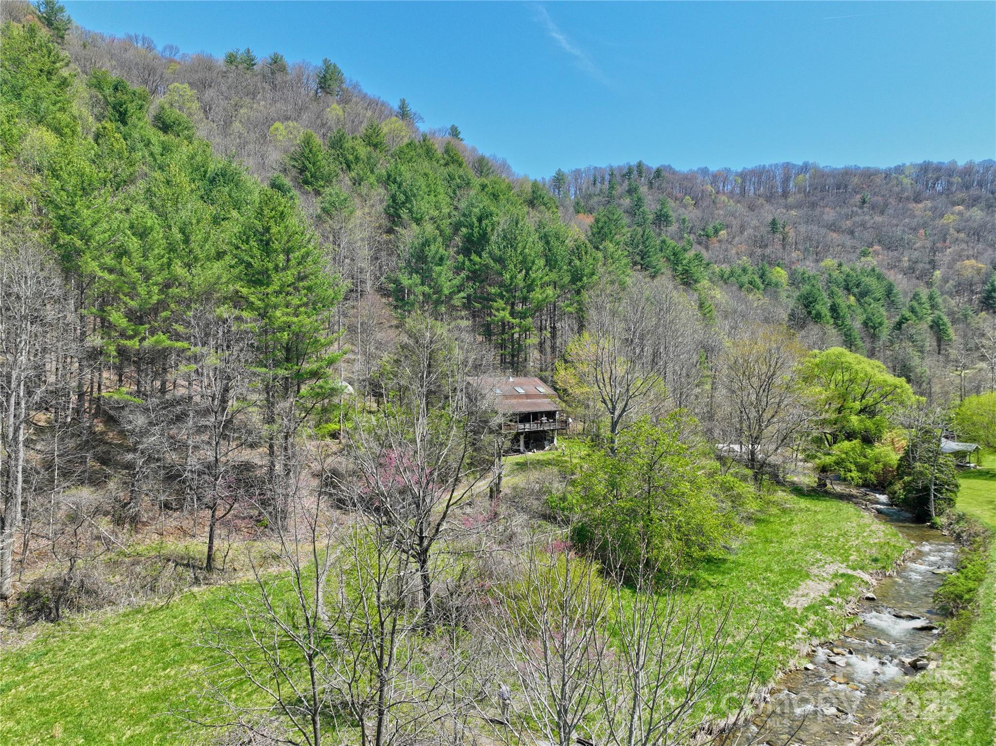 15211 Nc 209 Highway Property Photo