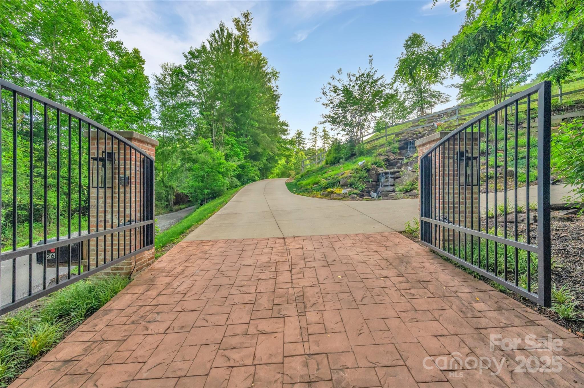 26 Bonnies Cove Trail Property Photo 8