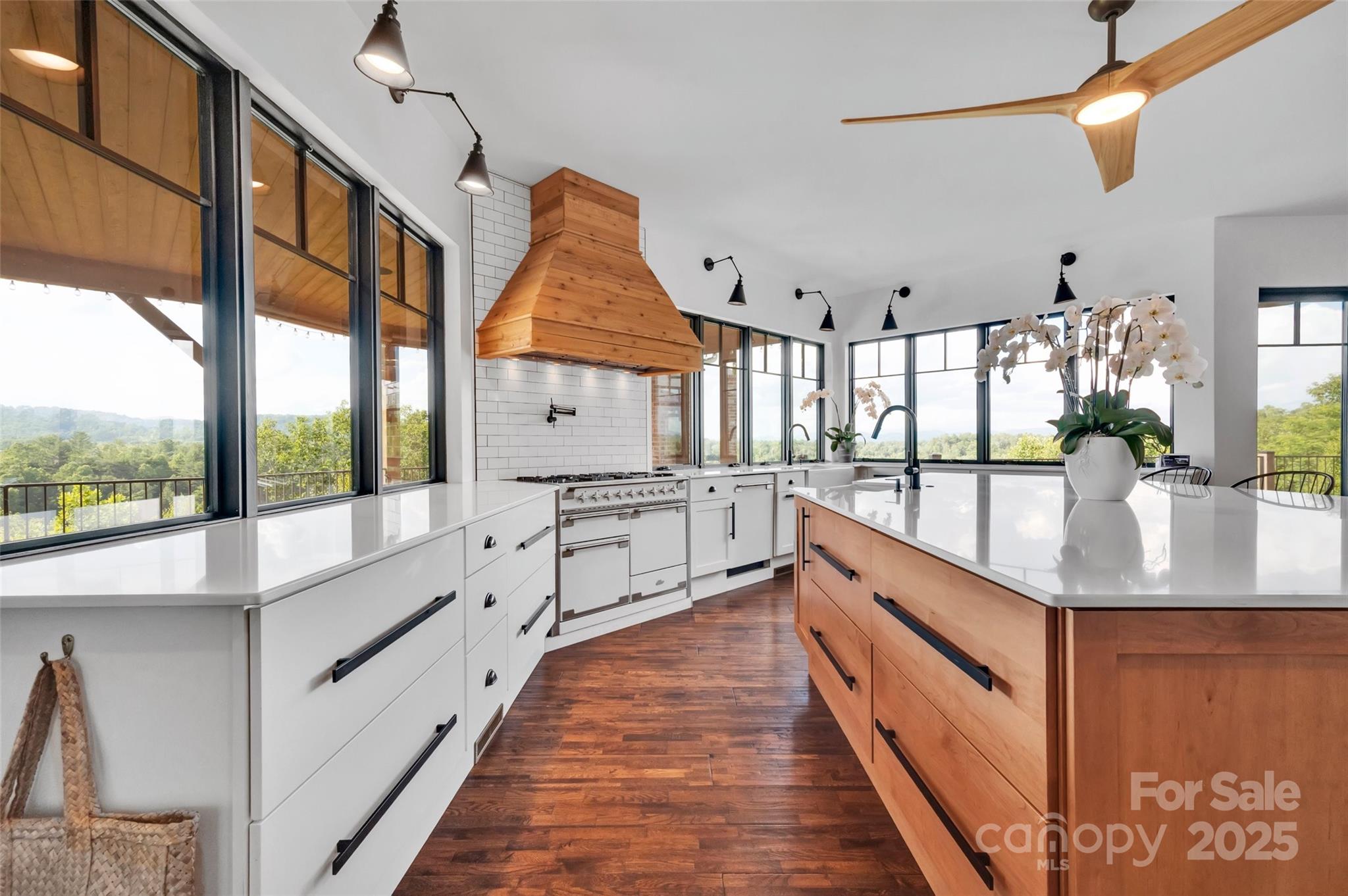 26 Bonnies Cove Trail Property Photo 12