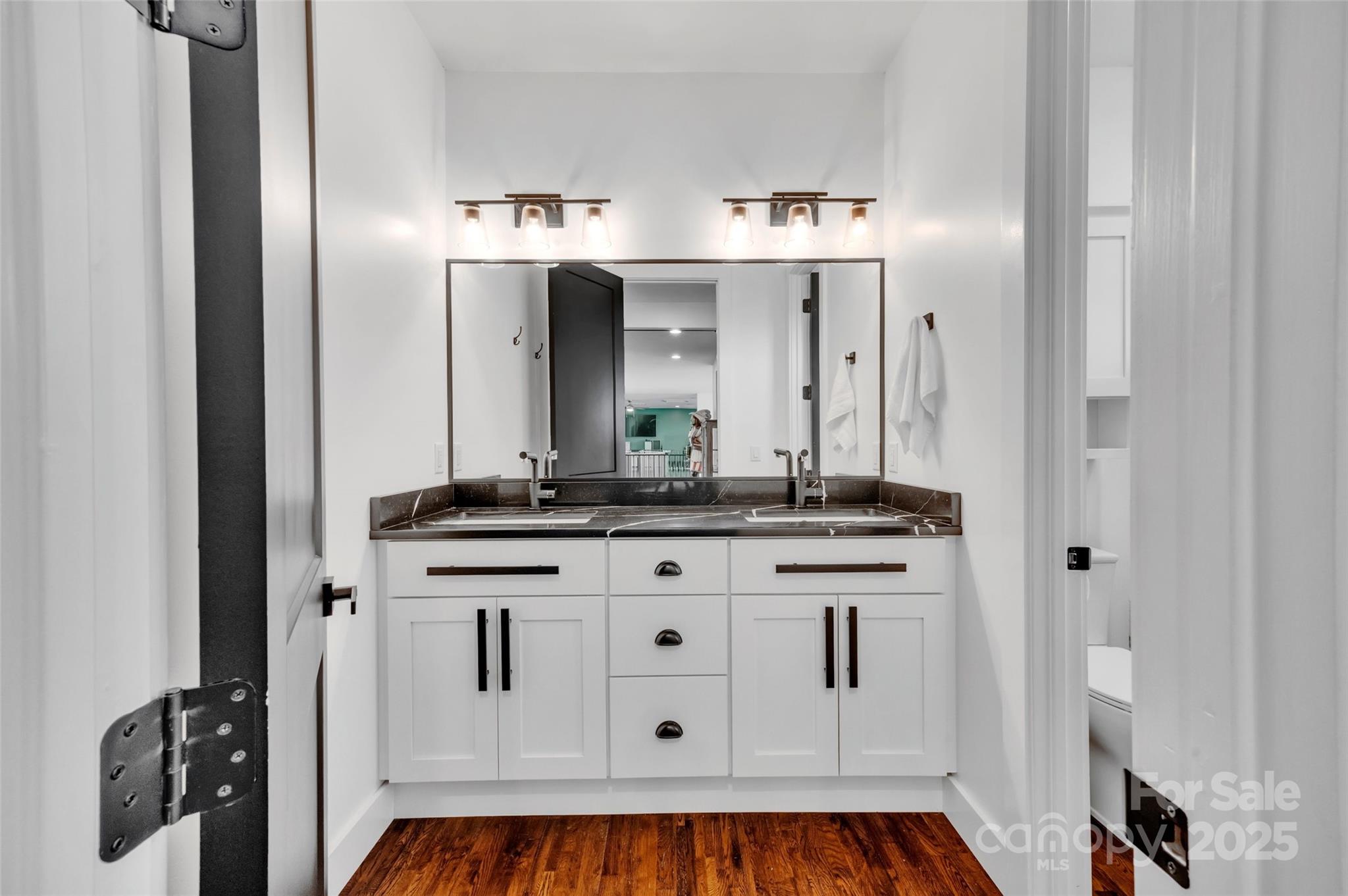 26 Bonnies Cove Trail Property Photo 22