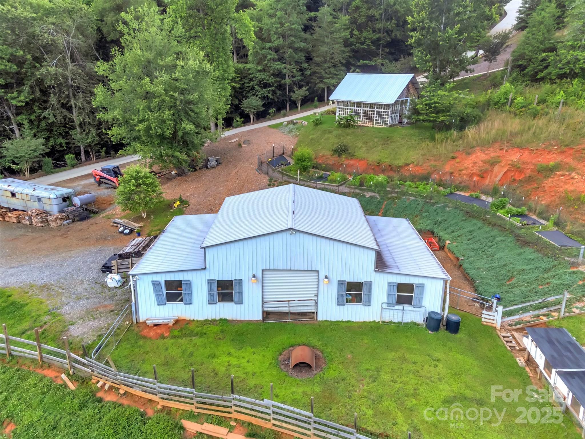 26 Bonnies Cove Trail Property Photo 39