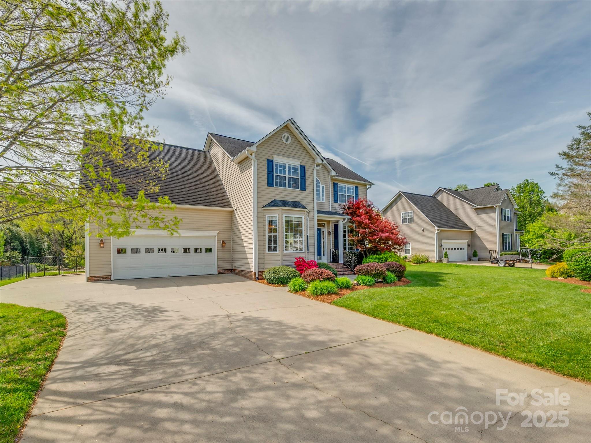 Henderson County Real Estate Listings Main Image