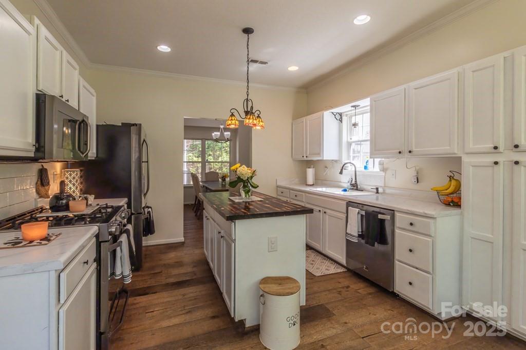 224 Concord Lane Property Photo 8