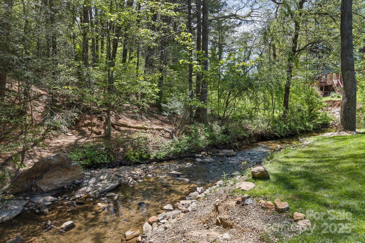 689 New Haw Creek Road Property Photo 39