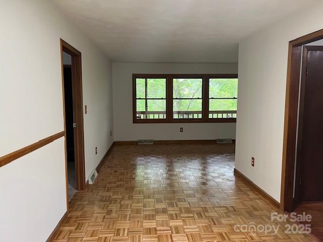 35 Upper Moffitt Road 2 Property Photo 11