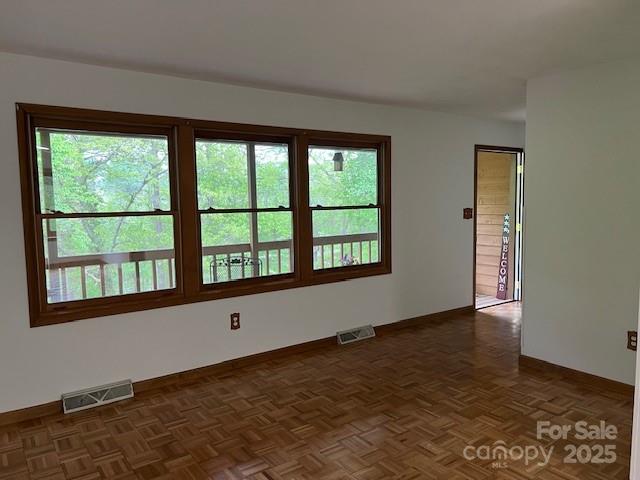 35 Upper Moffitt Road 2 Property Photo 12