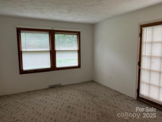 35 Upper Moffitt Road 2 Property Photo 28