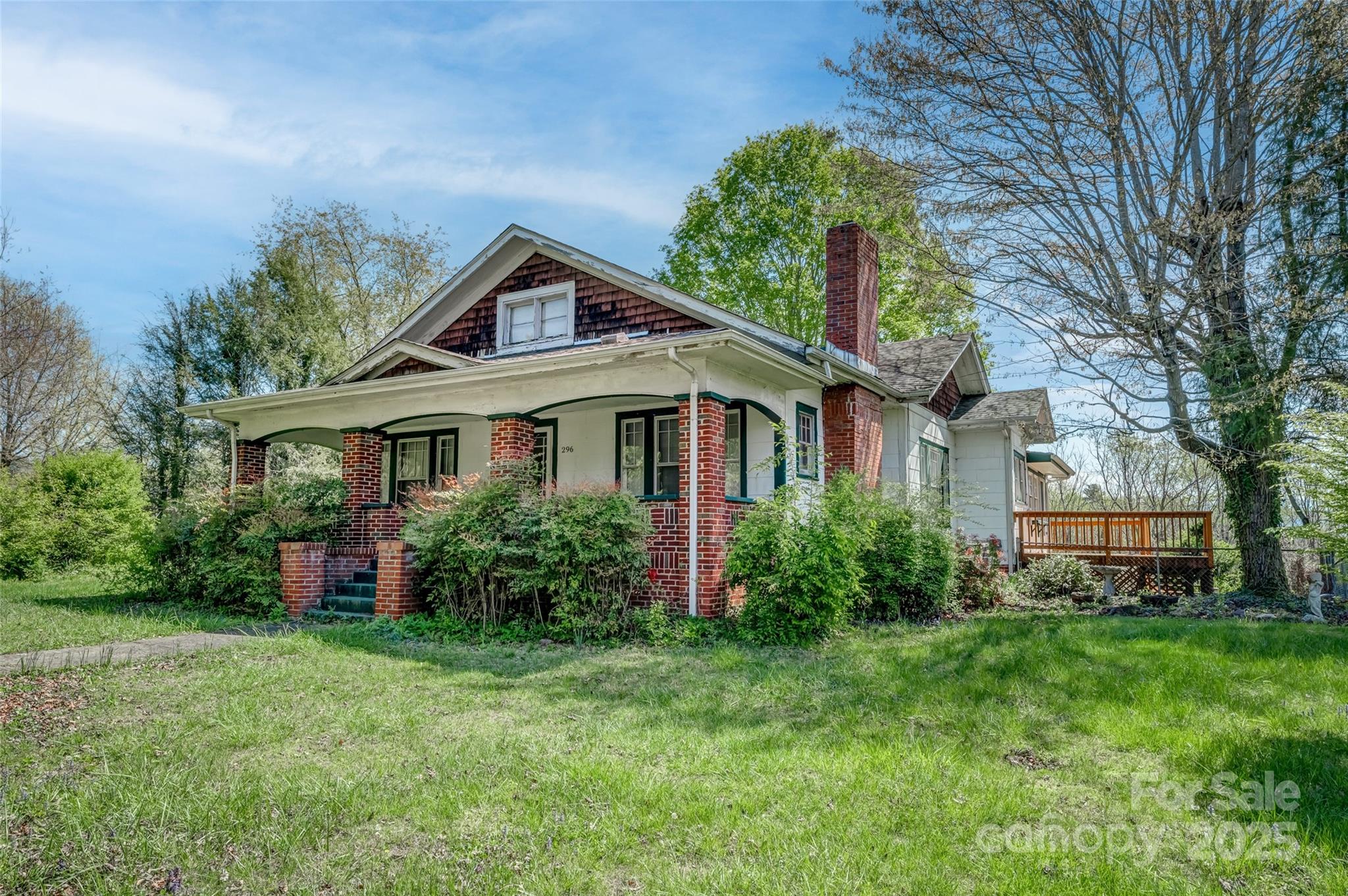 296 Anderson Street Property Photo