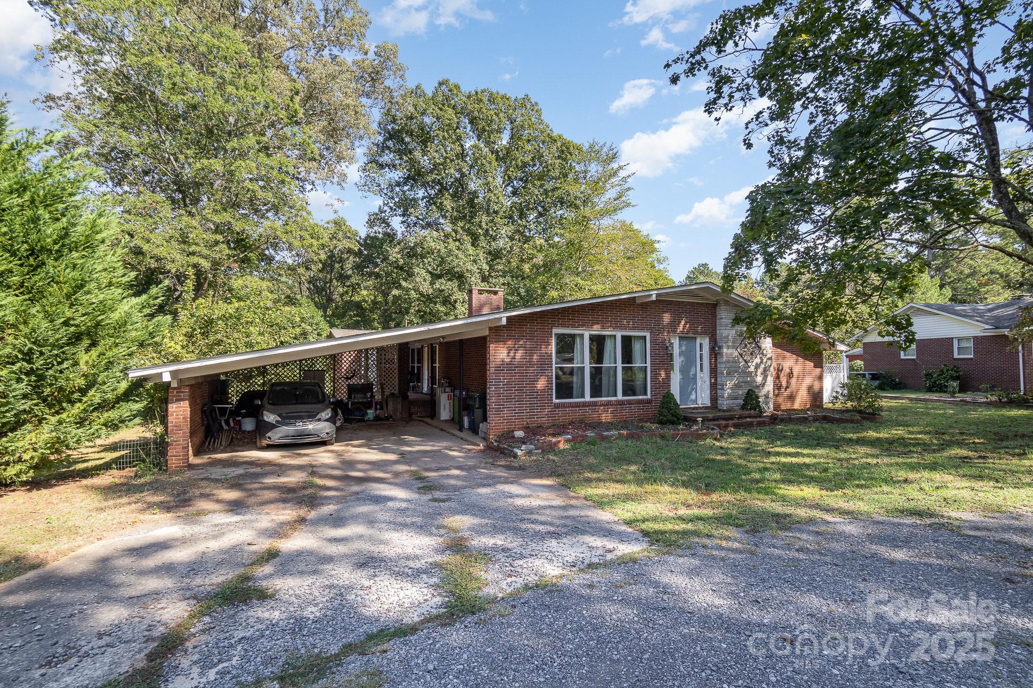 1239 Christopher Circle Property Photo