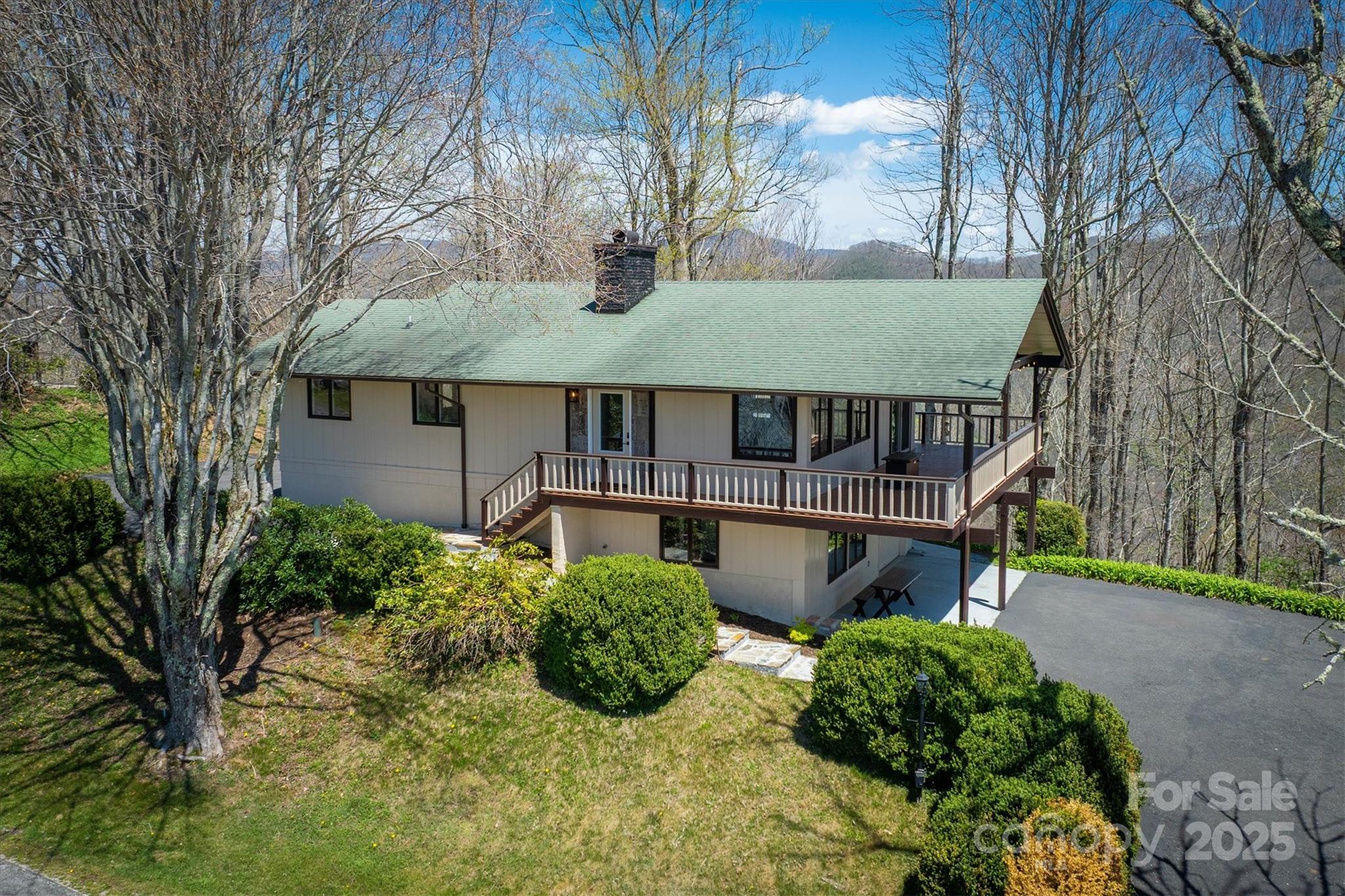 405 Strawberry Lane Property Photo
