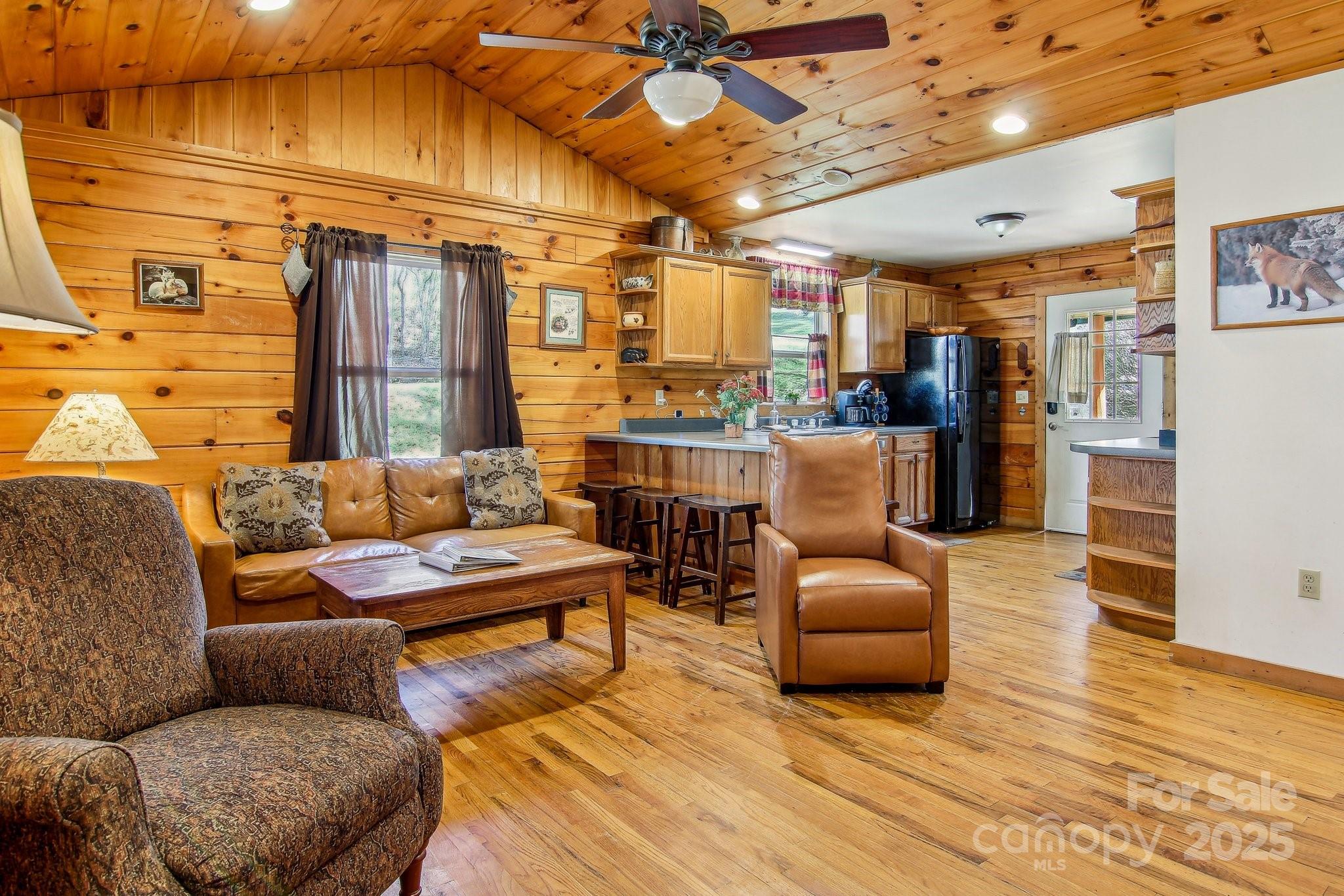 33 Shepherds Creek Road Property Photo 6
