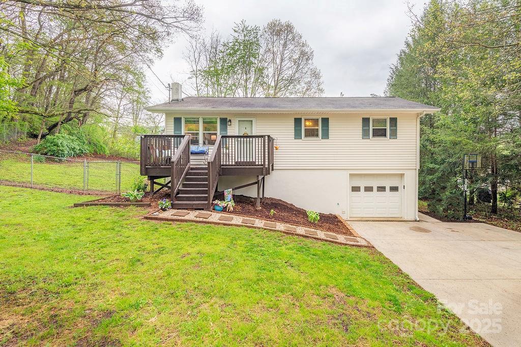 44 Arrowhead Street Property Photo