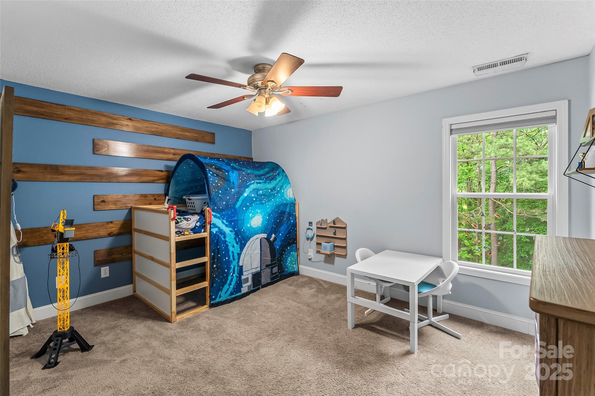 4927 Gateway Drive Property Photo 17