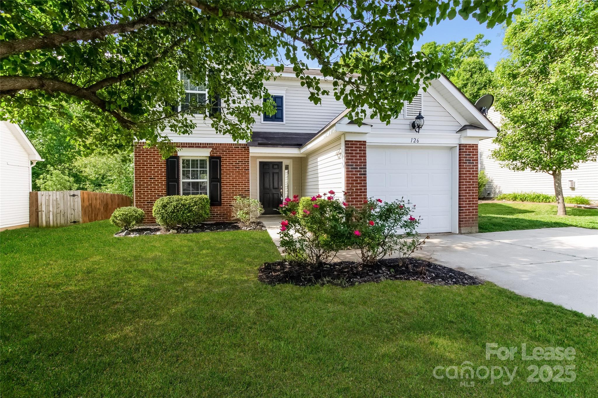 126 Hampshire Drive Property Photo