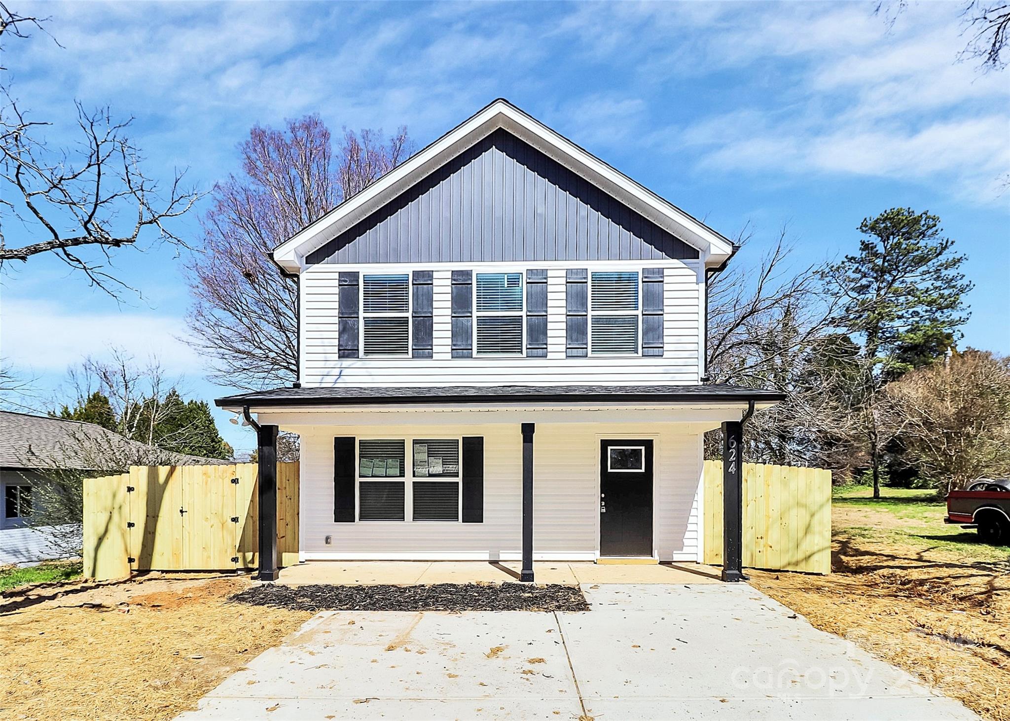 624 W Kerr Street Property Photo