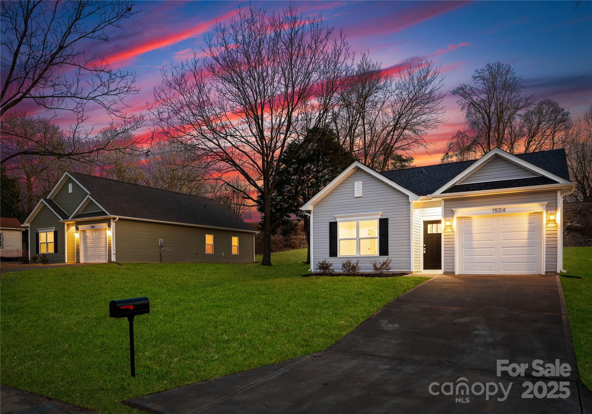 405 Baker Street Property Photo