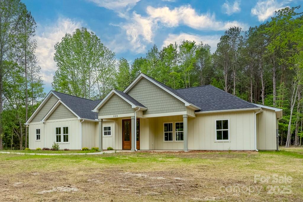 108 Woodwinds Street Property Photo