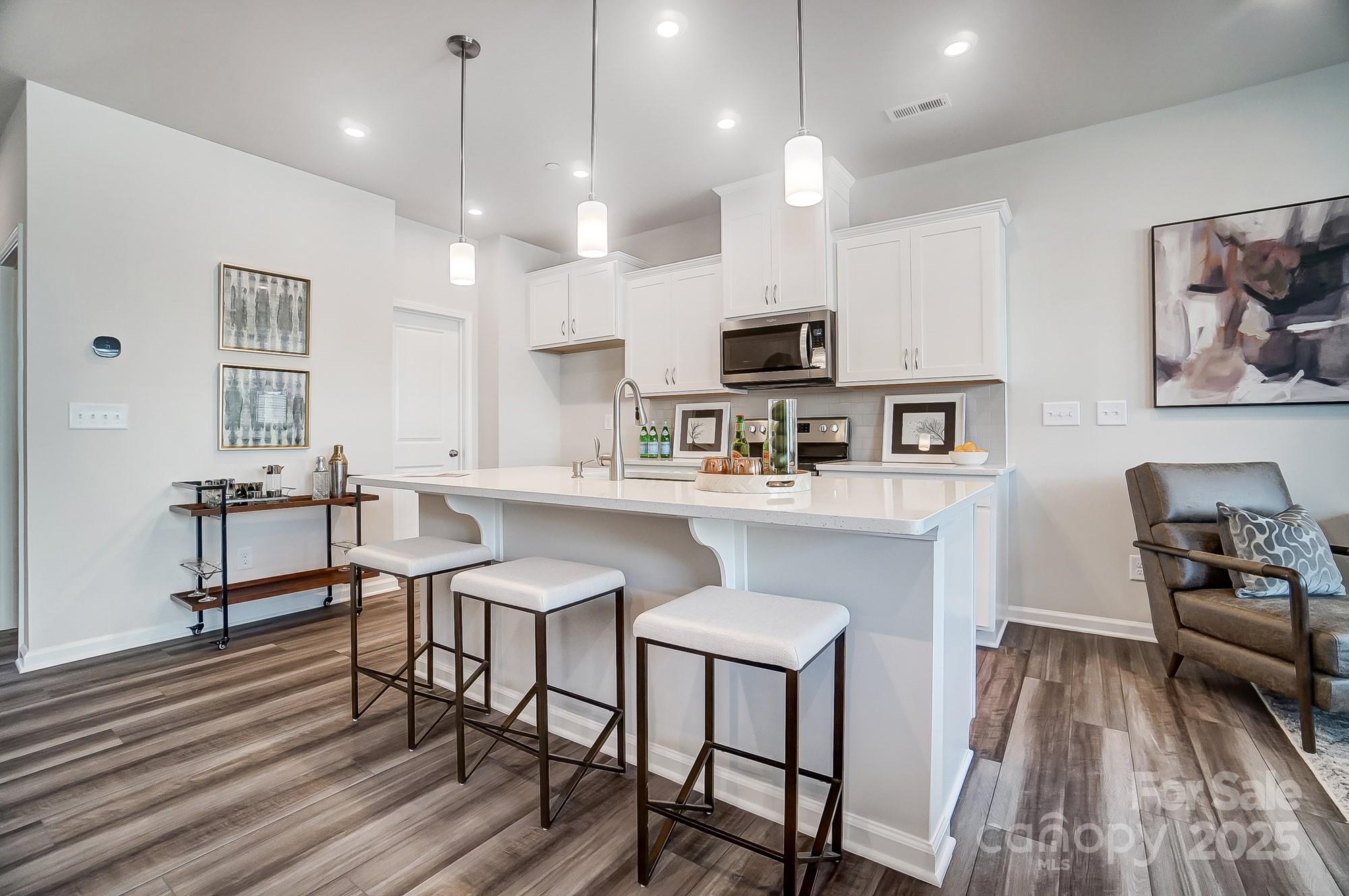 2415 Hedgecliff Road Property Photo