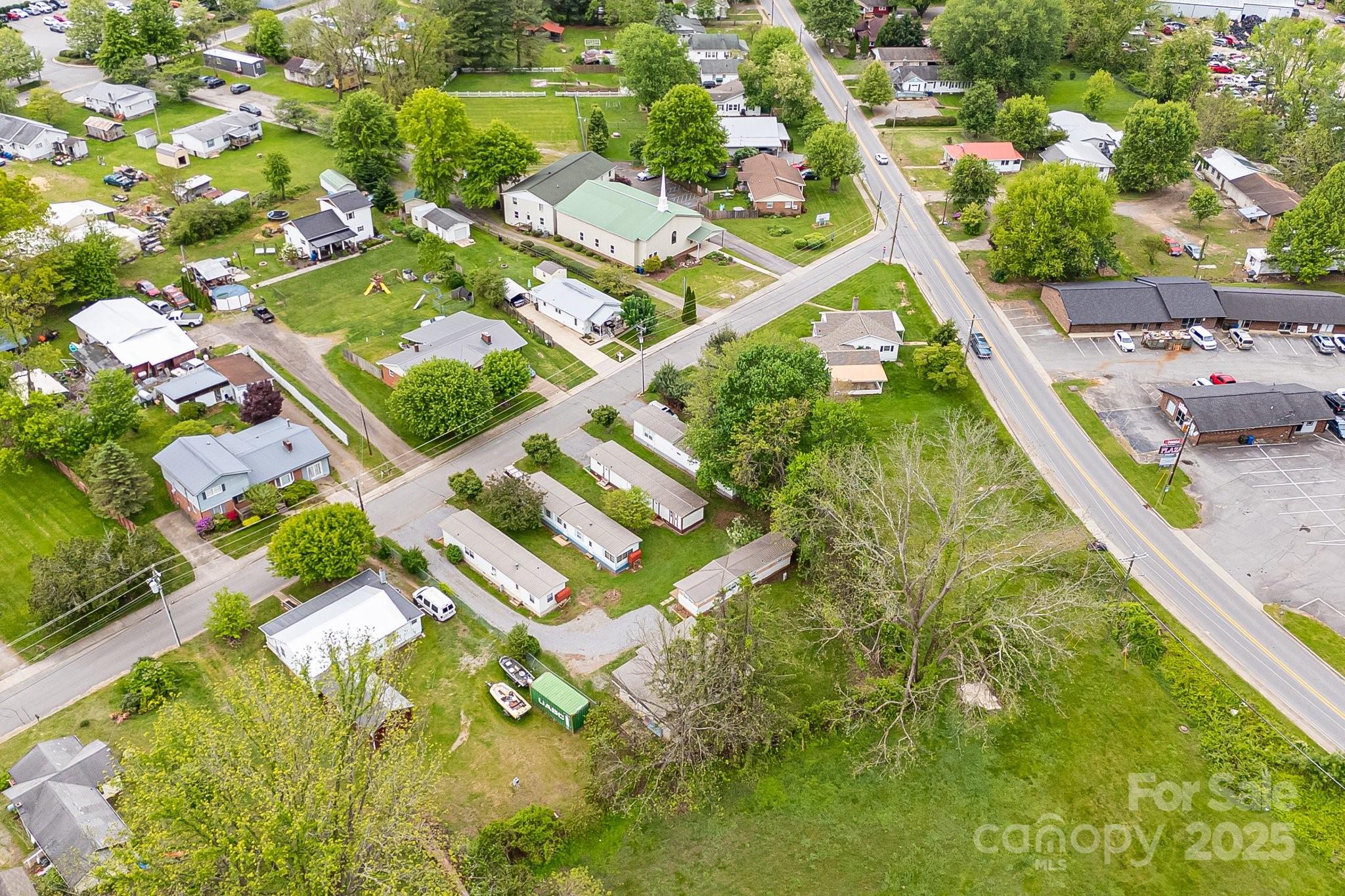 560 Westwood Circle Property Photo 17