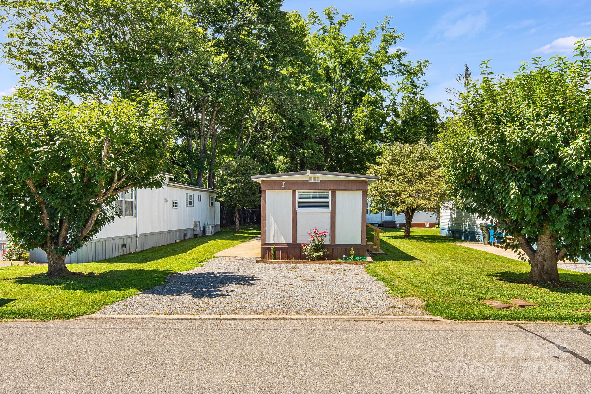 560 Westwood Circle Property Photo 31