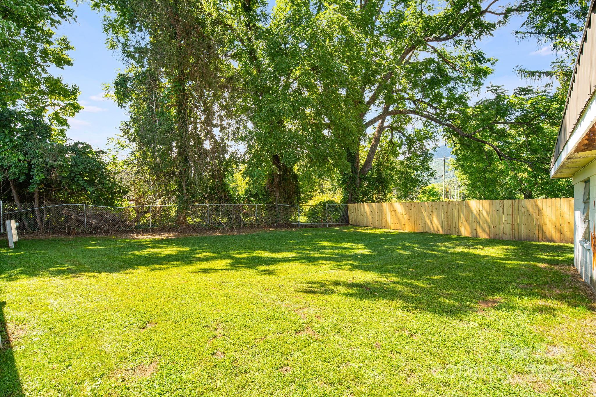 560 Westwood Circle Property Photo 41