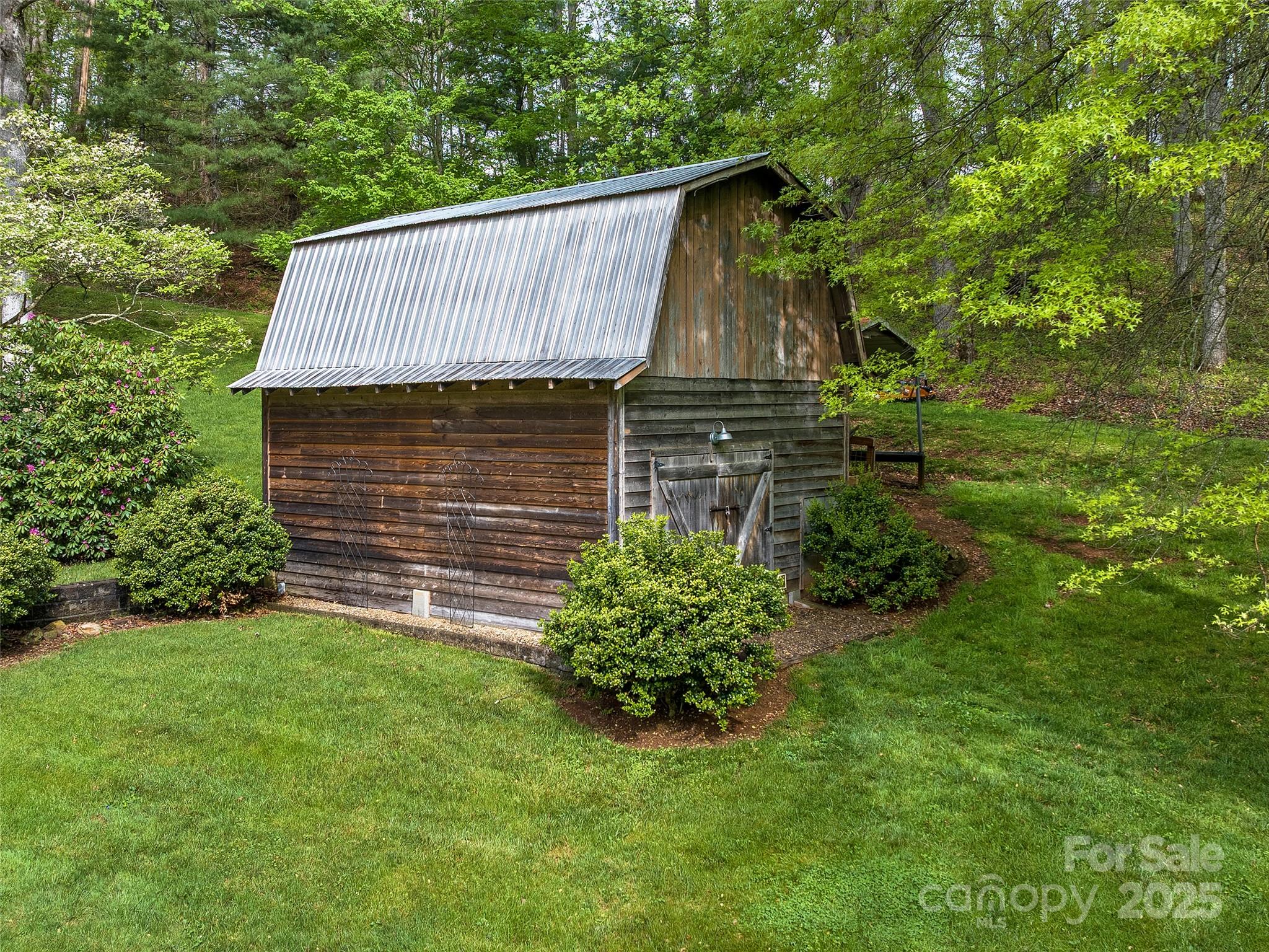1963 Crymes Cove Road Property Photo 4