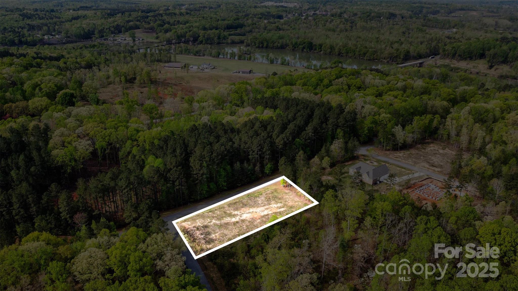 105 Wharf Lane Property Photo 2