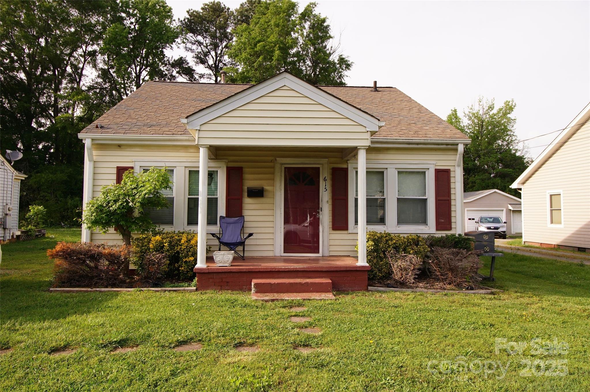 615 Mauney Avenue Property Photo