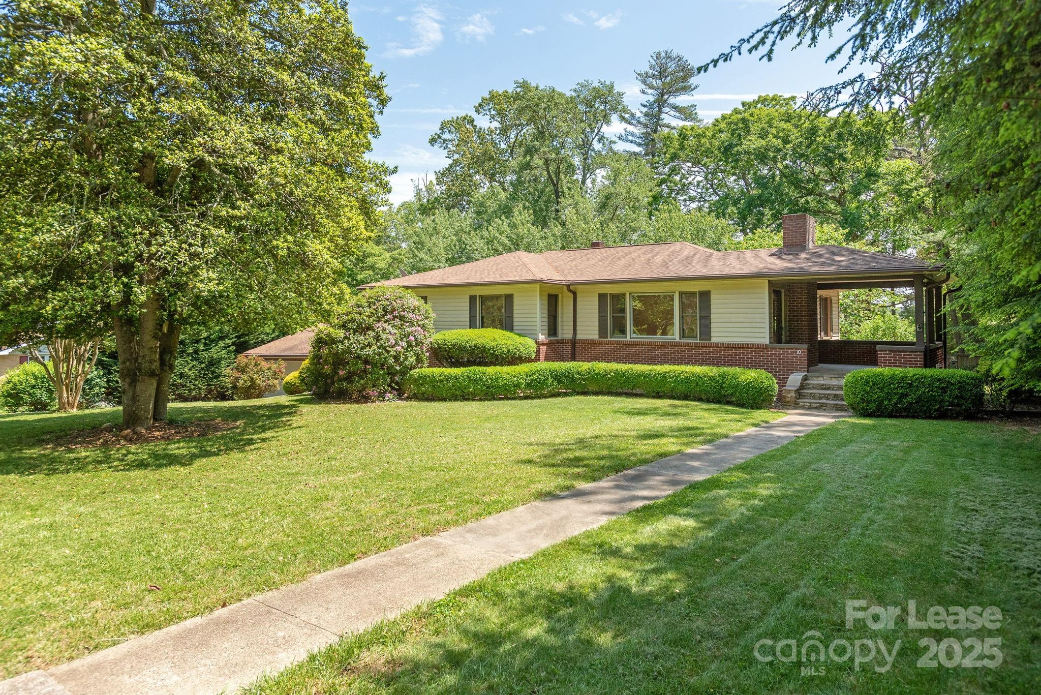 10 S Oak Forest Drive Property Photo