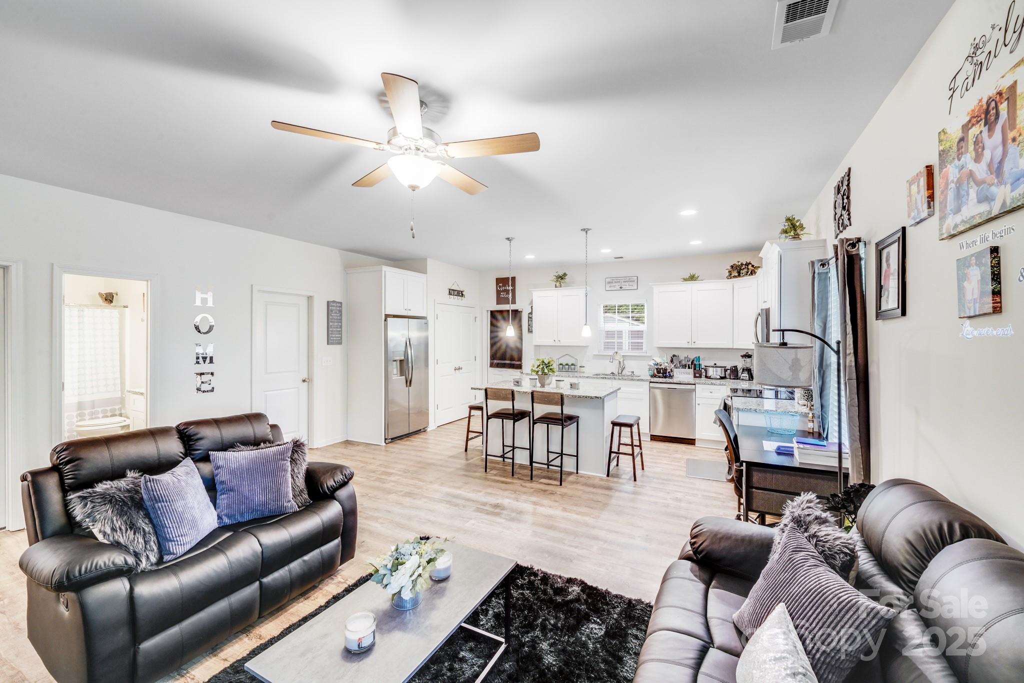 205 E Maine Avenue Property Photo 14