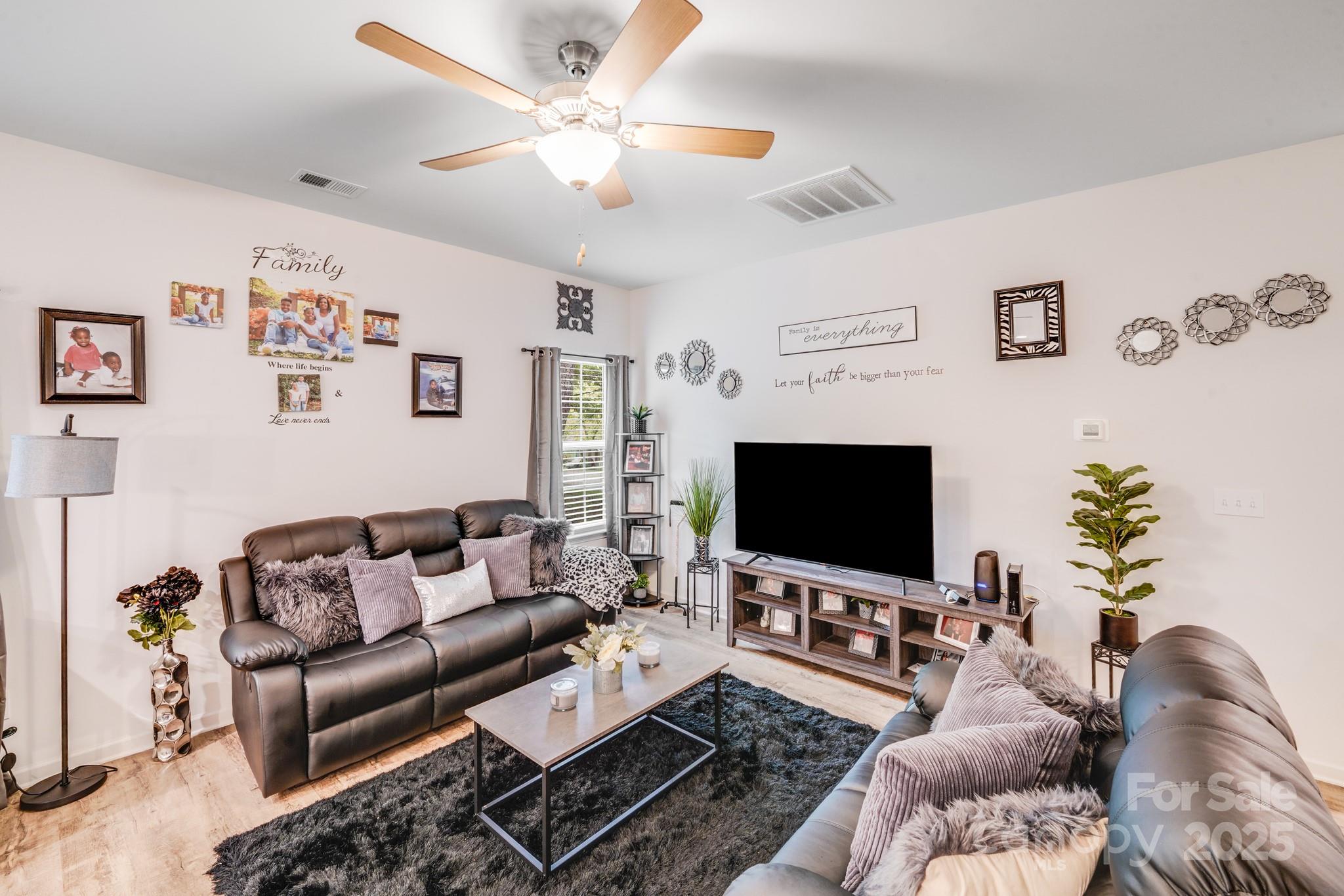 205 E Maine Avenue Property Photo 15