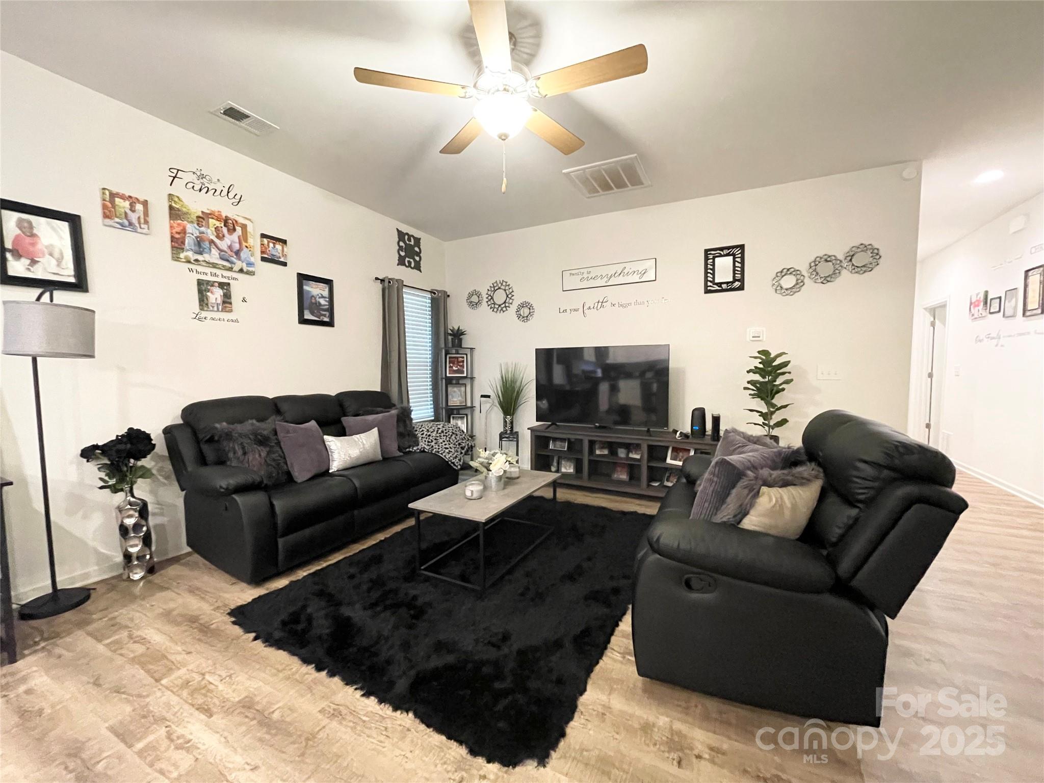 205 E Maine Avenue Property Photo 17