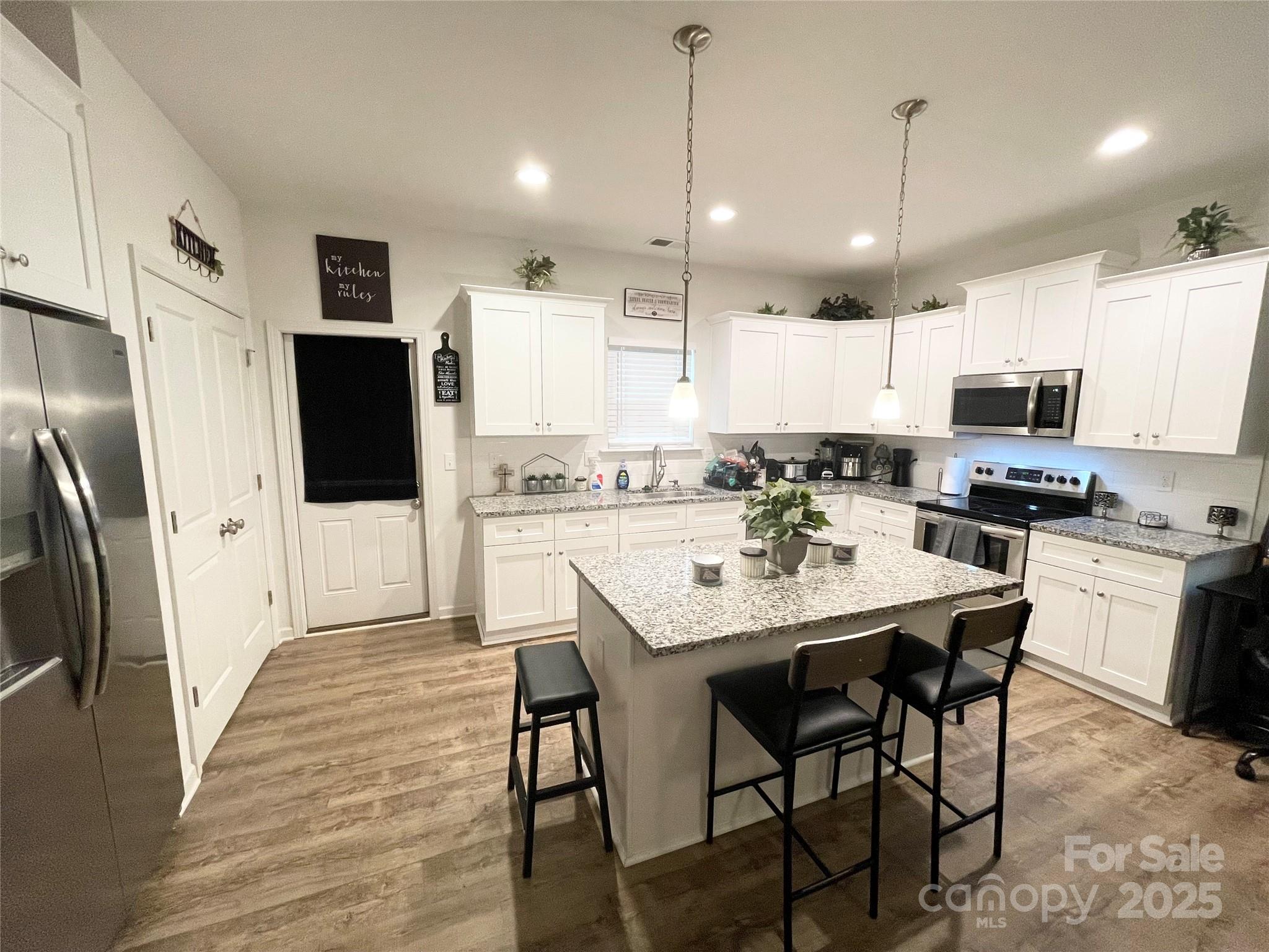 205 E Maine Avenue Property Photo 18