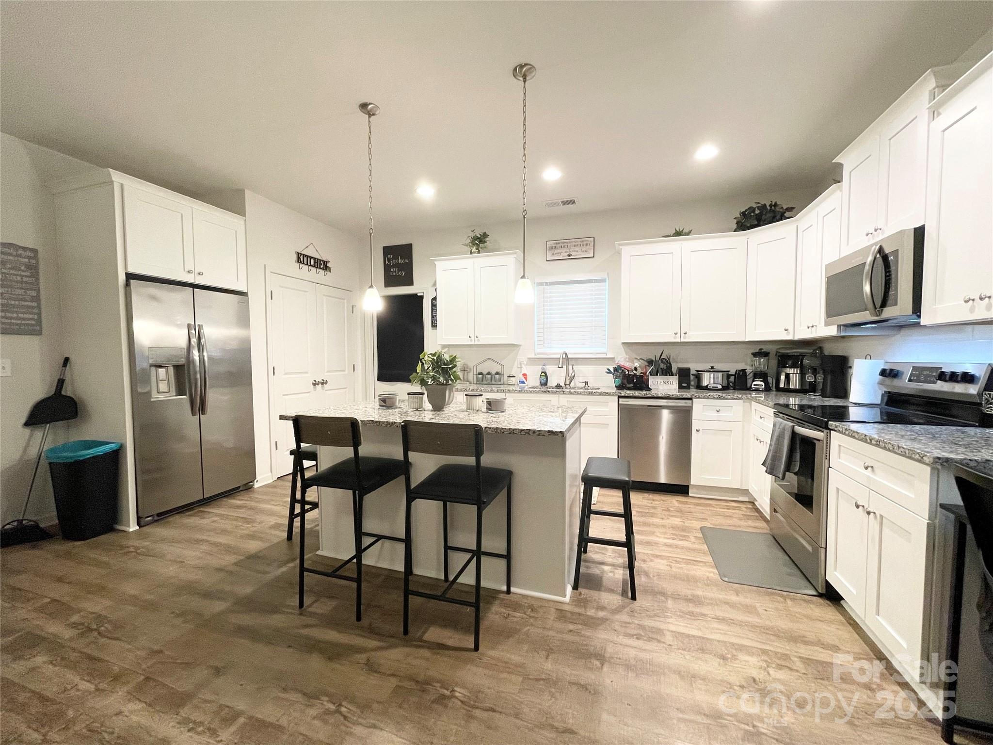 205 E Maine Avenue Property Photo 22