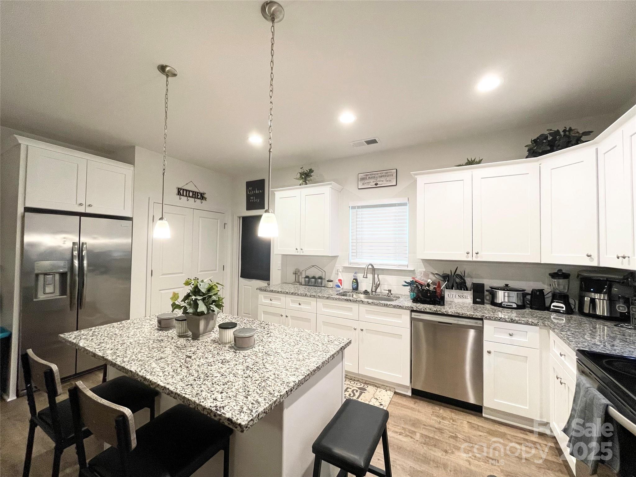 205 E Maine Avenue Property Photo 23