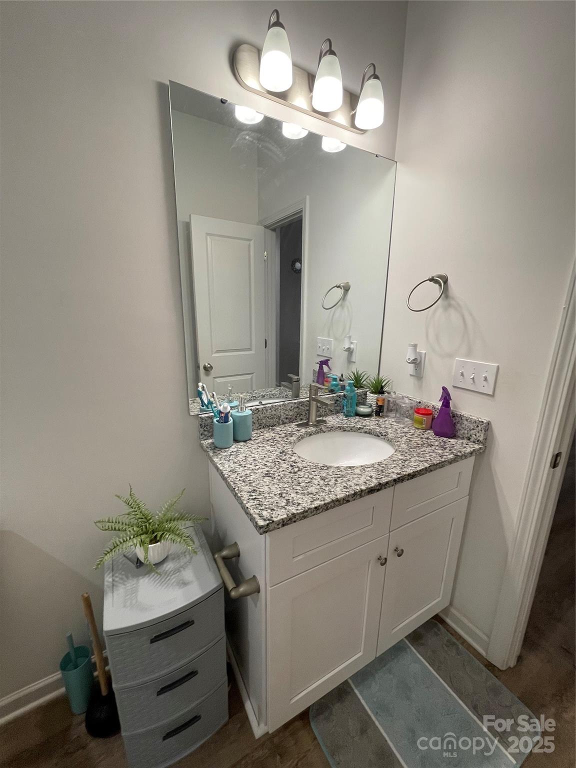 205 E Maine Avenue Property Photo 24