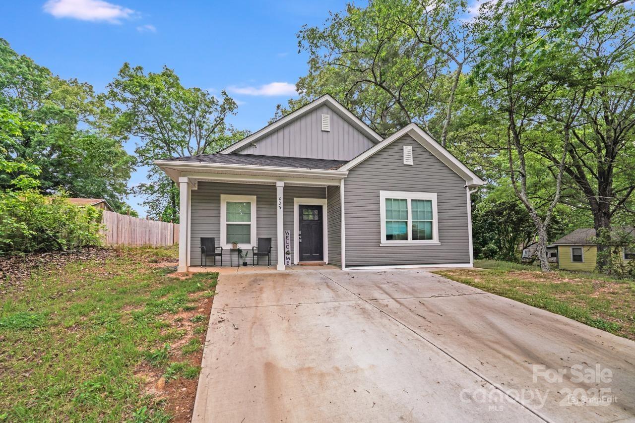 205 E Maine Avenue Property Photo 38