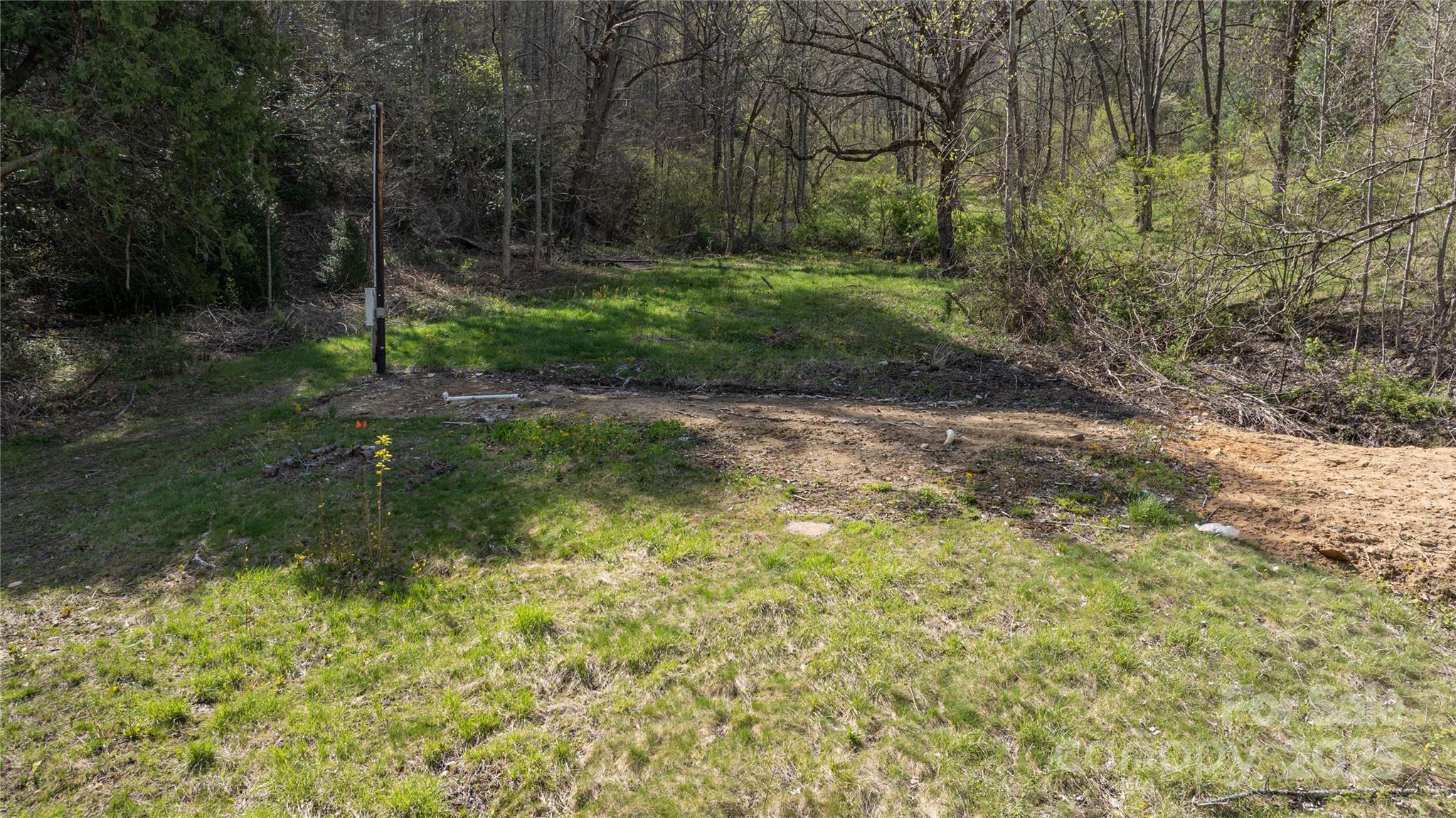 1408 Hamburg Road Property Photo 10