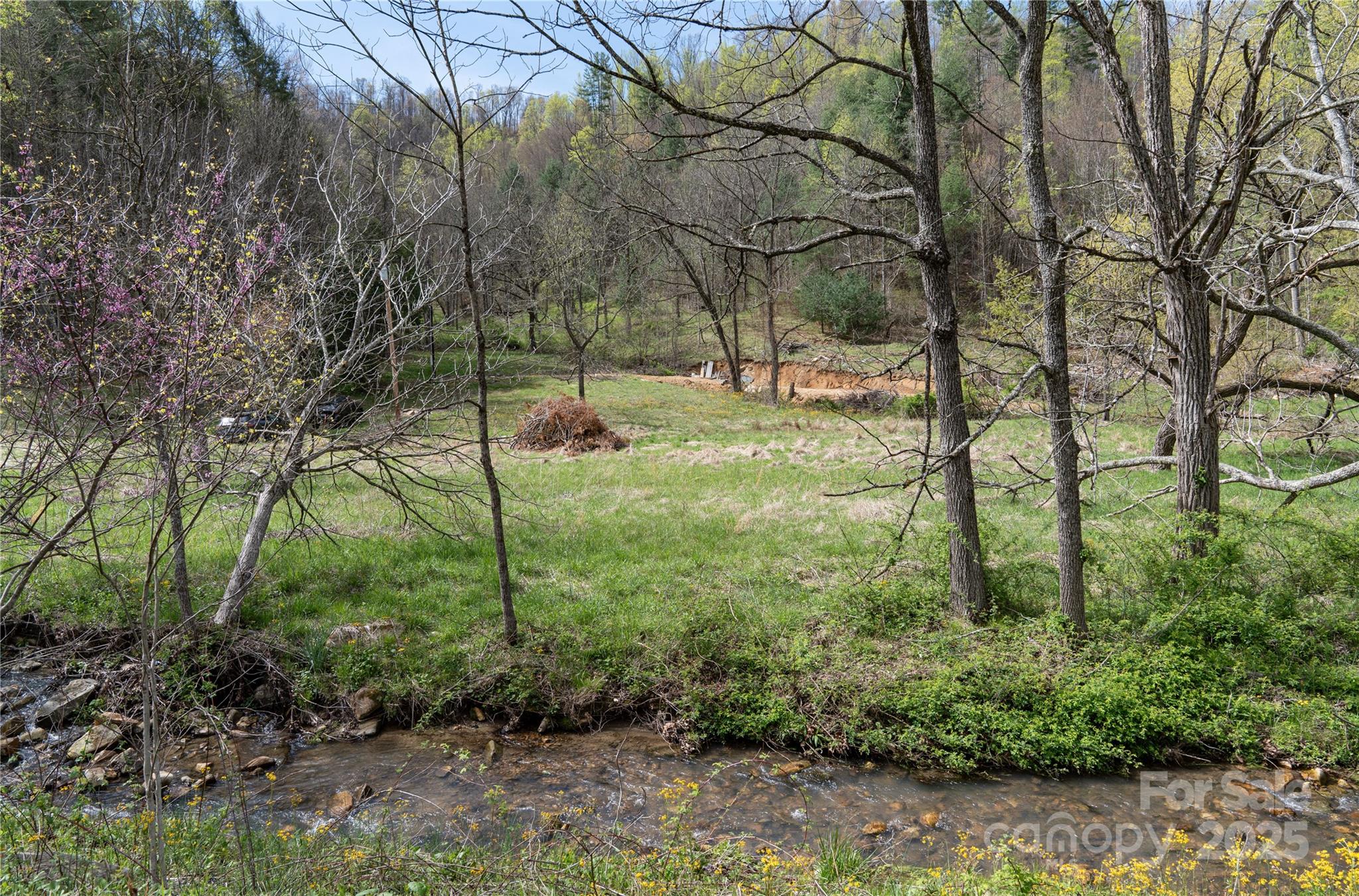 1408 Hamburg Road Property Photo 17