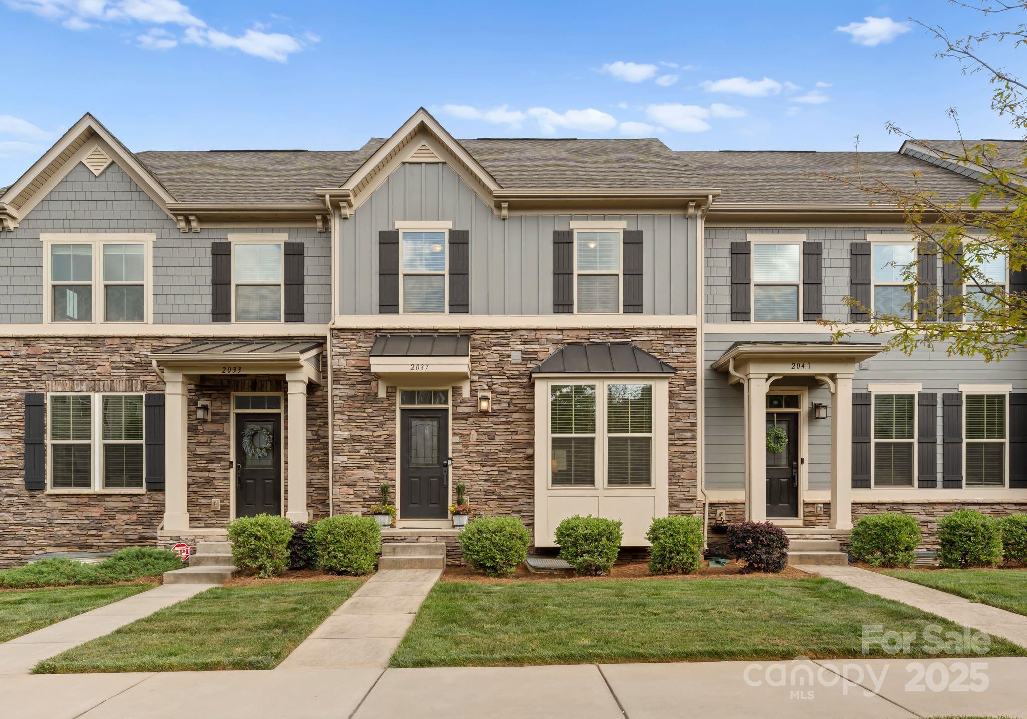 2037 Birchside Drive Property Photo 4