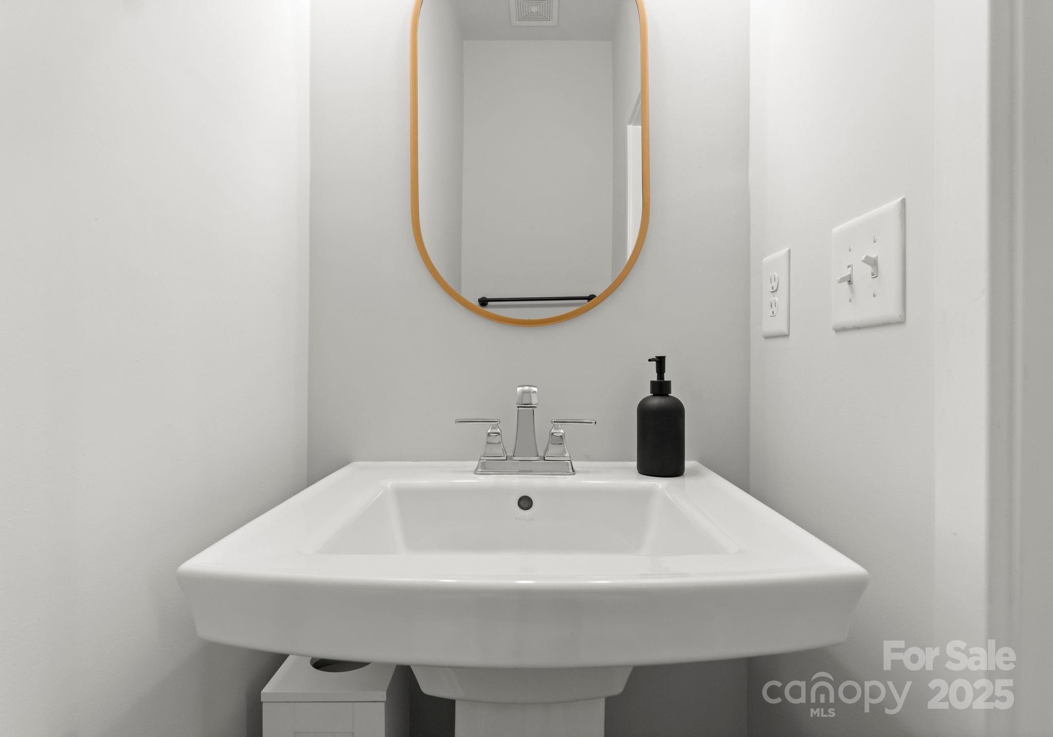 2037 Birchside Drive Property Photo 22